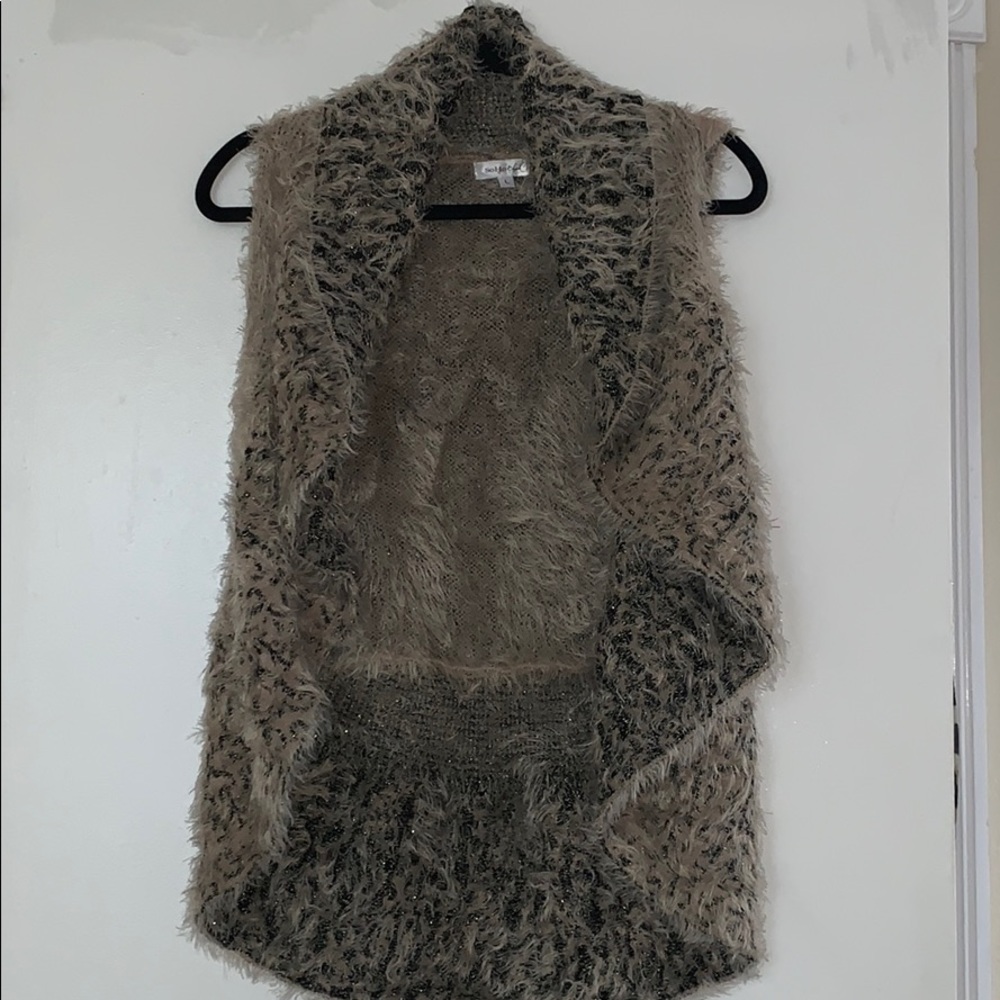 Fuzzy Leopard Vest